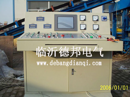 PLC、觸摸屏控制系統(tǒng)214